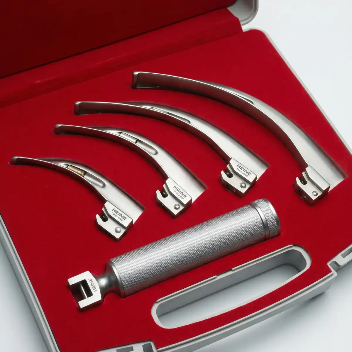 Buy Fiber Optic Laryngoscope set Adult 4 Blades online in Pakistan